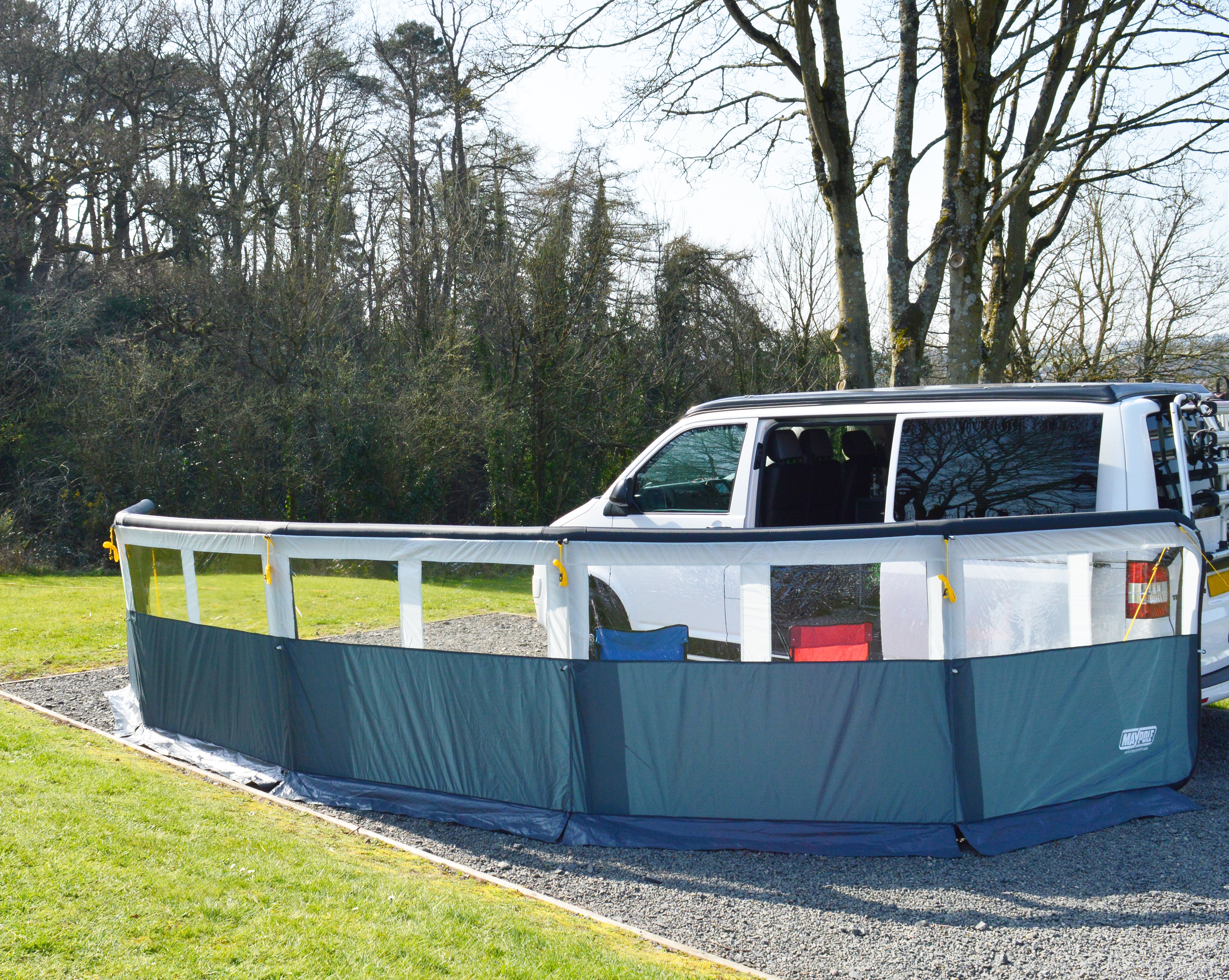 Home Maypole Maypole Air Windbreak - 5 panel - Towsure