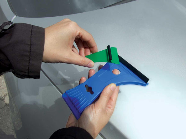 Streetwize 6 in 1 Ice Scraper and Squeegee - Towsure